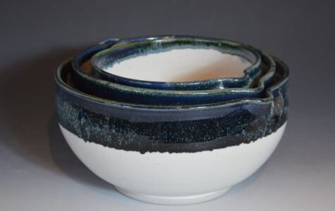 Set of 3 Mixing Bowls with Handles & Spouts, 10", 8 1/2" & 7" W, - Sold