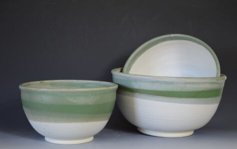 Set of 3 Mixing Bowls, 9", 8" & 7" W, Sold